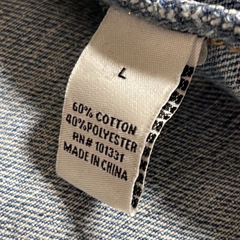Refuge Denim jacket womens size large long sleeve raw‎ hem cropped cow Girl Blue - Picture 8 of 9